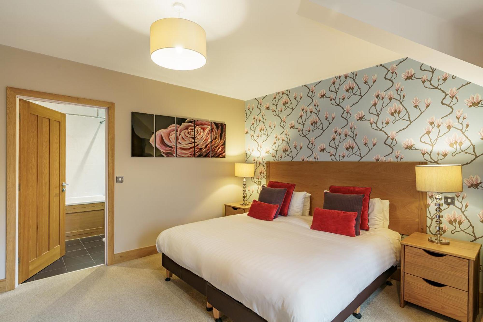 Lakeland Apartment At Windermere Marina Village Боунесс-он-Віндермір Екстер'єр фото